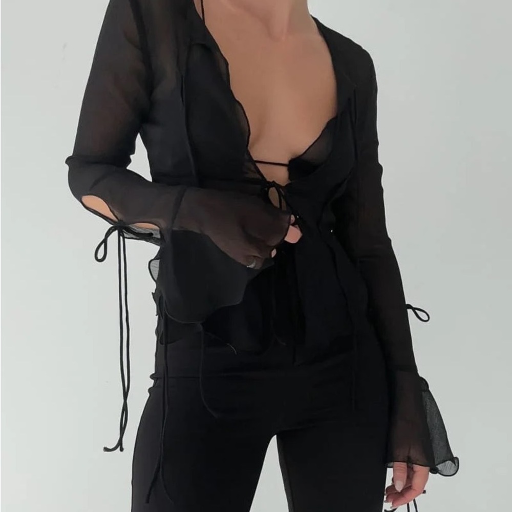 Rumored East End Top in Black